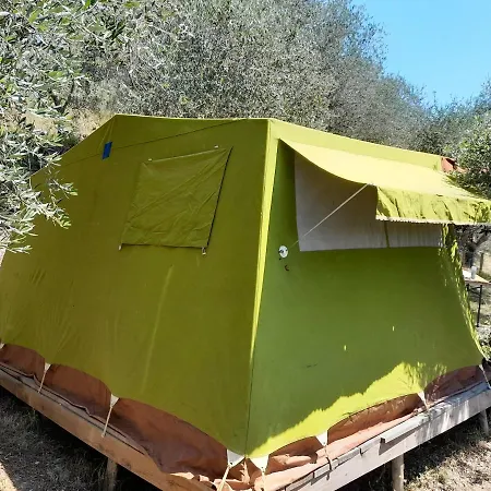 Luxury tent Agricampeggio U Beriun
